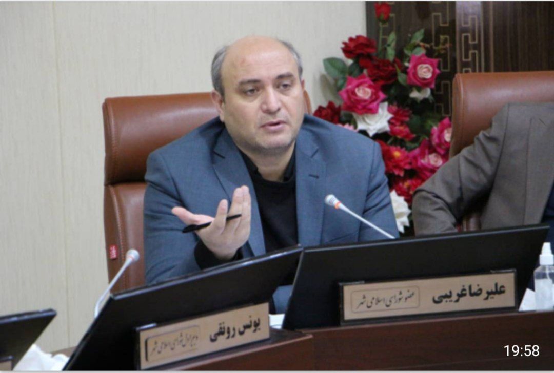 رئیس کمیسیون عمران شورای شهر اردبیل: در اکثر پروژه های مشارکتی،شهرداری مغموم بوده است