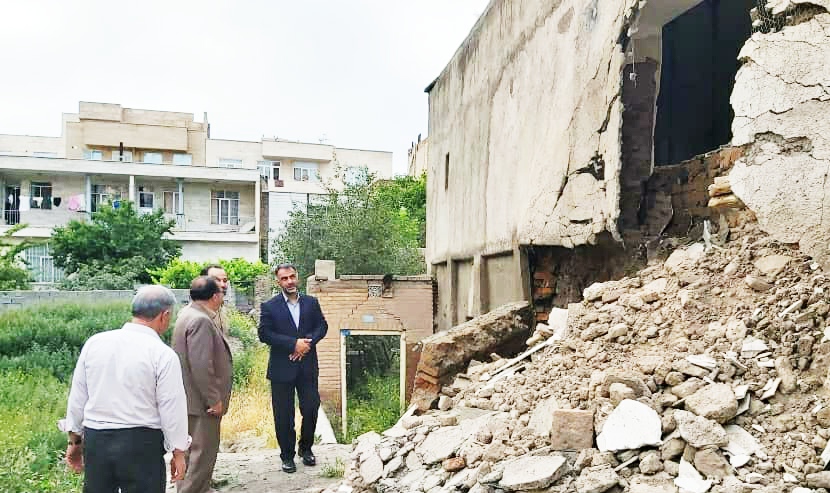 تاکید فرماندار اردبیل بر مقاوم سازی وبازسازی ساختمان های حادثه ساز با کاربری عمومی