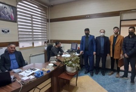 اجرای طرح اداره یک روزه شهرستان توسط دانش آموزان پارس آبادی