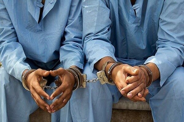 دستگیری مأموران قلابی در گرمی!