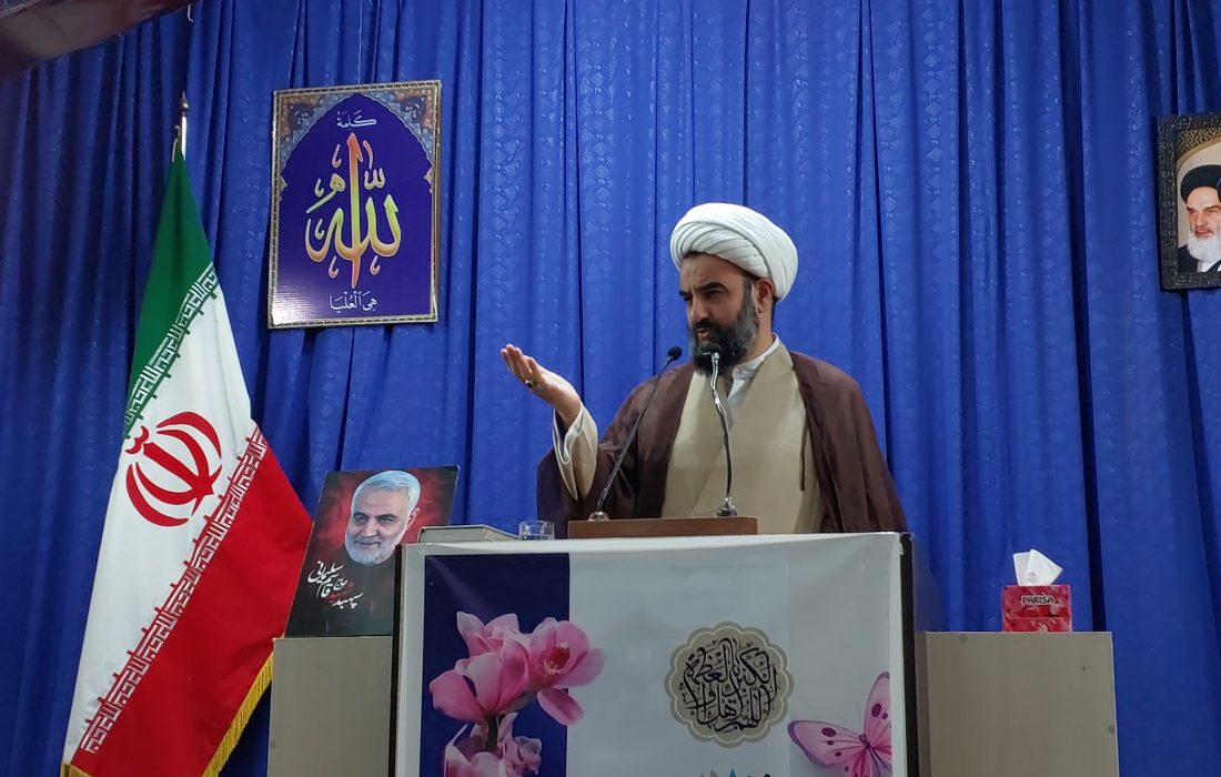وحدت اسلامی در مقابل دشمنان پیام عید فطر است