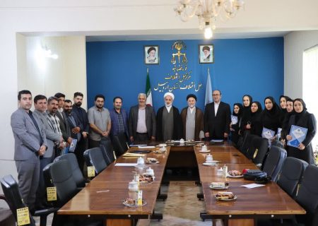 خبرنگاران نیز باید قانون‌مداری را سرلوحه تمام امورات خود قرار دهند