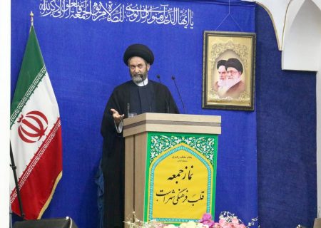 انتقاد نماینده ولی فقیه در استان و امام جمعه اردبیل از کیفیت سفر وزیر راه و شهرسازی به استان اردبیل+ ویدیو