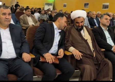 تجلیل از معلمان نمونه و بازنشستگان فرهنگی پارس‌آباد در هفته مقام معلم