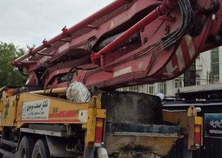 پلمب ساخت‌وسازهای غیرمجاز/ عملیات ساختمان واقع در شهرک رضوان متوقف و سازنده بازداشت شد+ تصاویر