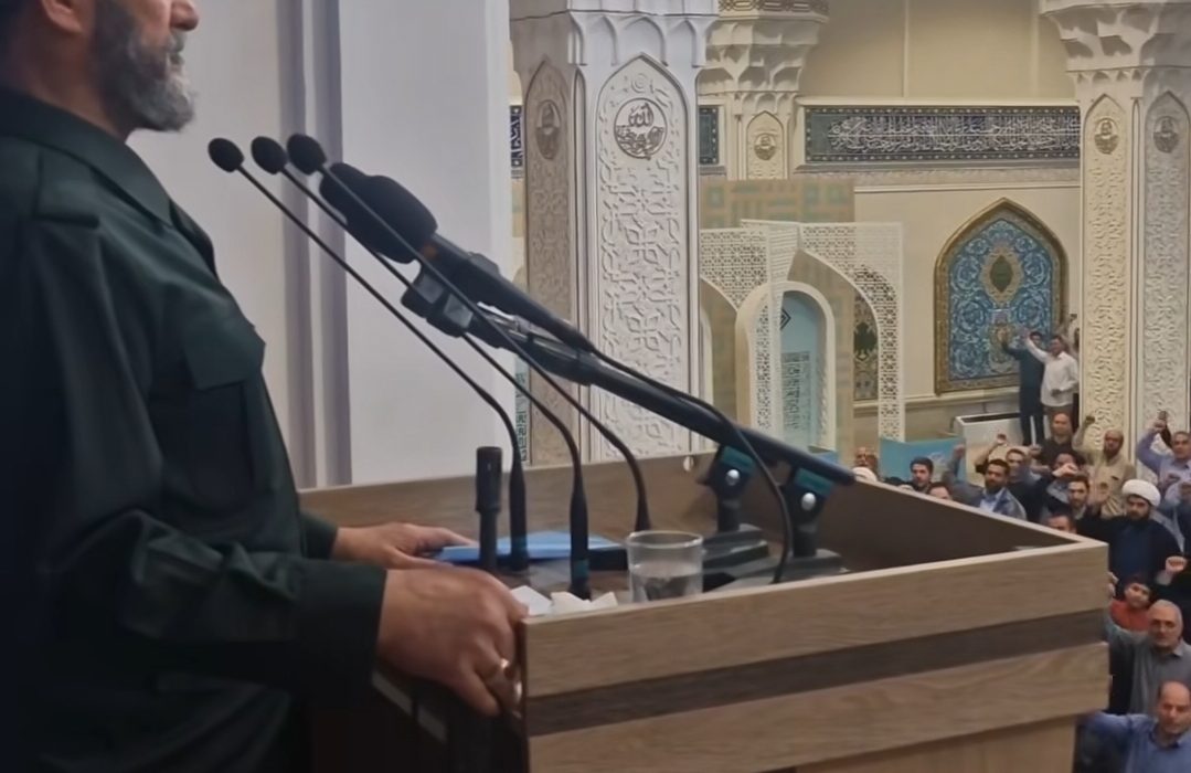همراه با رهبر؛ فریاد «آمادایم» نمازگزاران اردبیل طنینانداز شد”+ ویدیو