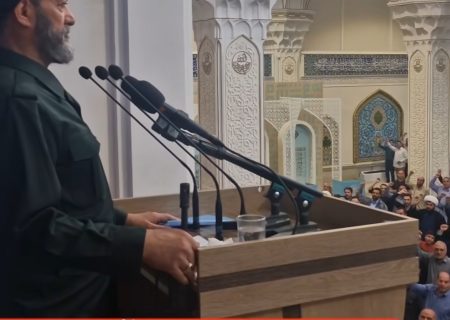 همراه با رهبر؛ فریاد «آمادایم» نمازگزاران اردبیل طنین‌انداز شد”+ ویدیو