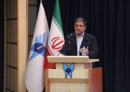 حرکت از مطالبه‌گری به مشارکت‌پذیری سیاست دولت چهاردهم است/ فاصله گرفتن از مهارت‌آموزی، آینده جوانان را تهدید می‌کند