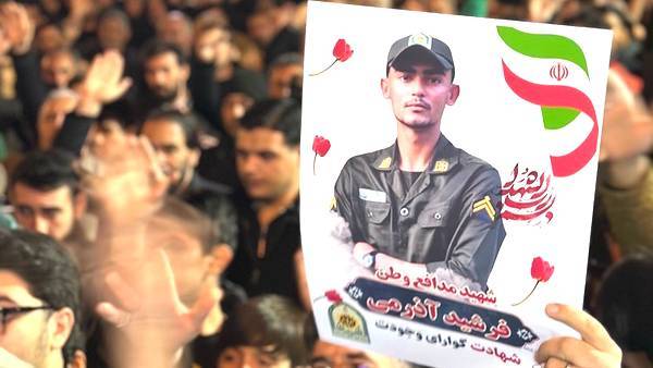 پیکر شهیدمدافع وطن فرشیدآذرمی گیگلو در پارس‌آباد تشییع شد