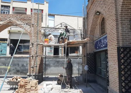 شروع عملیات تکمیل رواق‌های بخش تجاری و دروازه اصلی مجموعه میراث جهانی شیخ صفی‌الدین اردبیلی
